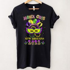 Mardi Gras 2022 New Orleans Costume Mask Design T Shirt