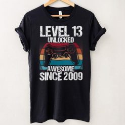 Womens 13th Birthday Gift Boy Level 13 Unlocked Awesome 2009 Gamer V Neck T Shirt Shirt