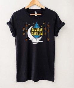 Ramadan Kareem Muslims Eid Ramadan Lantern lights Moon Cute shirt