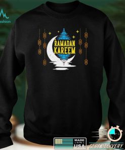 Ramadan Kareem Muslims Eid Ramadan Lantern lights Moon Cute shirt