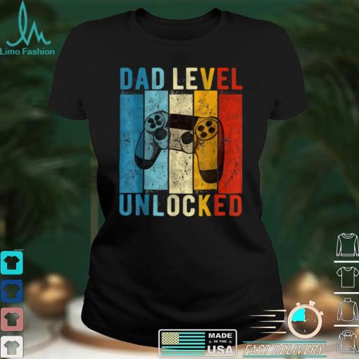 Pregnancy Announcement Dad Level Unlocked New Daddy Father T Shirt sweater shirt