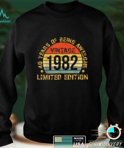 Turning 40 Birthday Decorations Men 40th BDay 1982 Birthday T Shirts sweater shirt