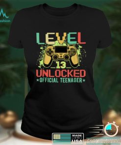 Kids 13 Year Old Level Unlocked Gaming Vintage Birthday T Shirt