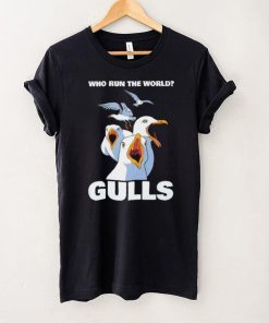 Who run the World Gulls art shirt