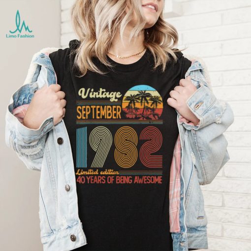 40 Year Old Gift Vintage September 1982 40th Birthday T Shirt