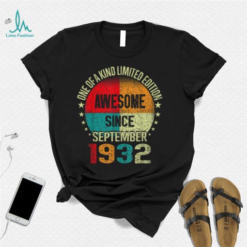 90 Year Awesome Since September 1932 Vintage 90th Birthday T Shirt