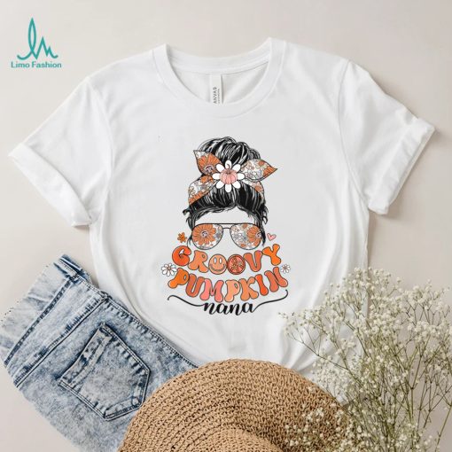 Retro Groovy Pumpkin Nana Messy Bun Women Mother’s Day Gifts T Shirt