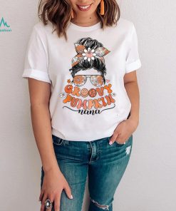 Retro Groovy Pumpkin Nana Messy Bun Women Mother's Day Gifts T Shirt