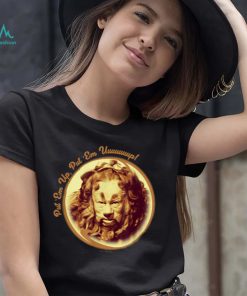 The Wizard of Oz Cowardly Lion Put 'Em Up Portrait T Shirt