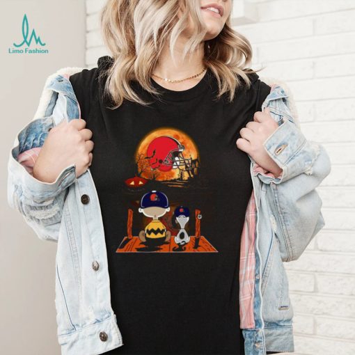 Charlie Brown And Snoopy Watching Cleveland Browns Halloween Cleveland Browns T Shirt