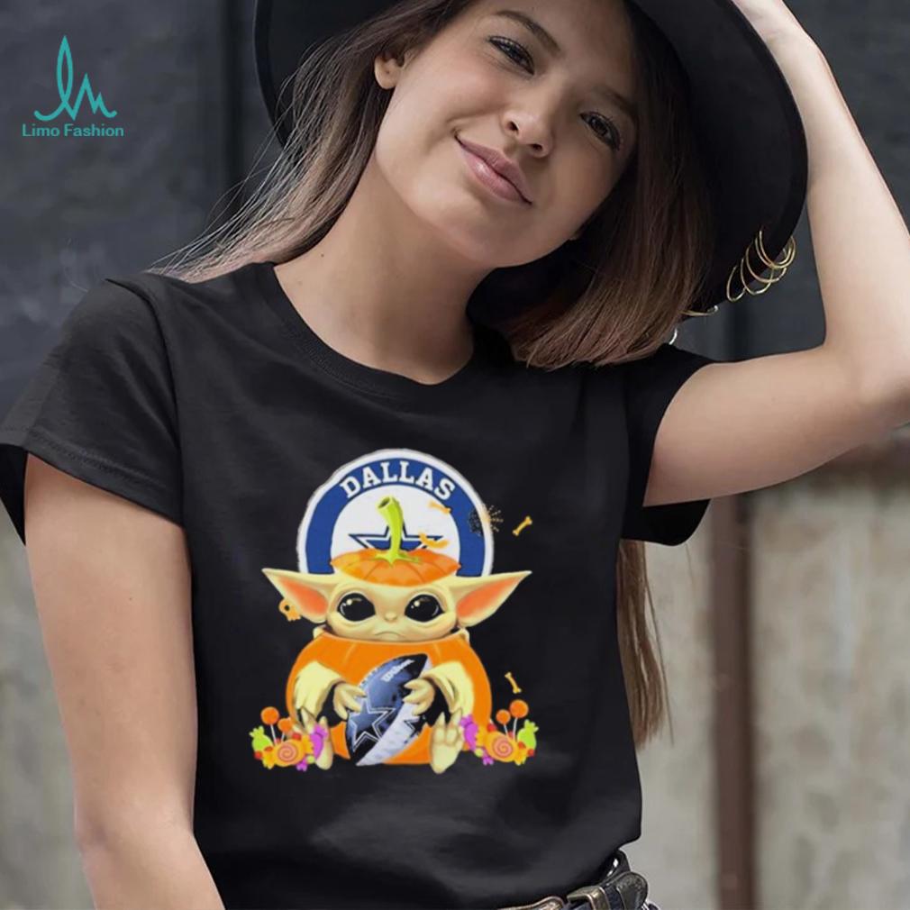 Halloween Pumpkin Baby Yoda Hug Dallas Cowboys Shirt Halloween Pumpkin Baby Yoda Hug Dallas Cowboys Shirt
