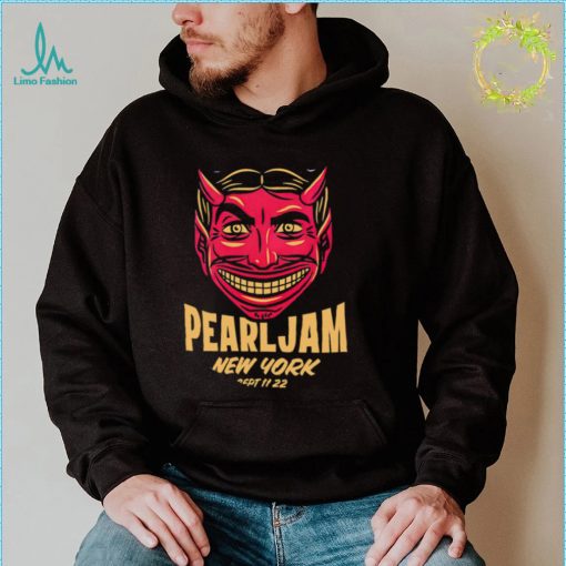 Nice new York Event Pearl Jam New York Devil Face shirt