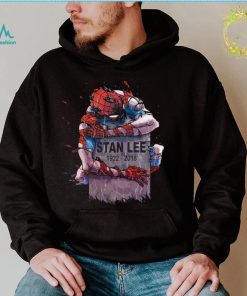Spider Man hug Stan Lees grave shirt