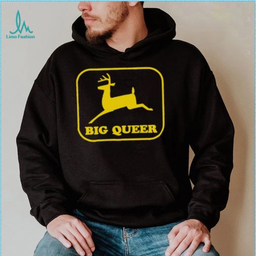 3RD Class Big Queer logo shirt