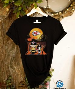 Charlie Brown and Snoopy Kansas City Chief football Halloween Chief T Shirt2