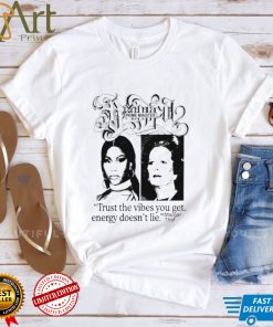 Prime Minister trust the vibes you get energy doesn’t lie Margaret Thatcher 2022 shirt