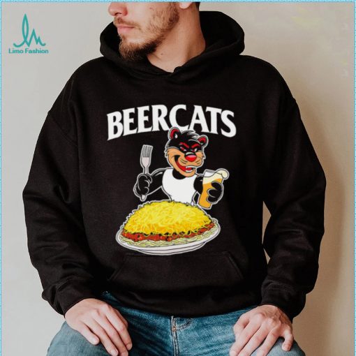Cincinnati Bearcats mascot drink beer with spaghetti shirt