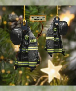 Firefighter Shaped Ornament (Capitaine   Black Helmet)
