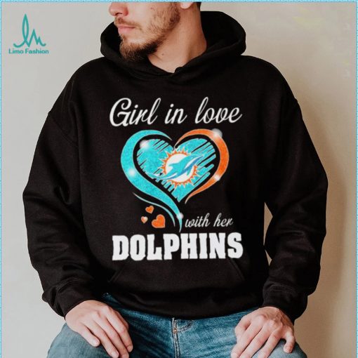 Girl In Love Heart Dolphins Shirt