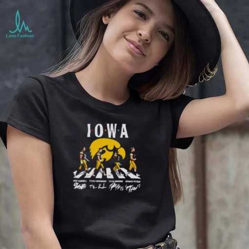 Iowa Hawkeyes Jack Campbell Tyler Linderbaum Abbey Road signatures 2022 shirt