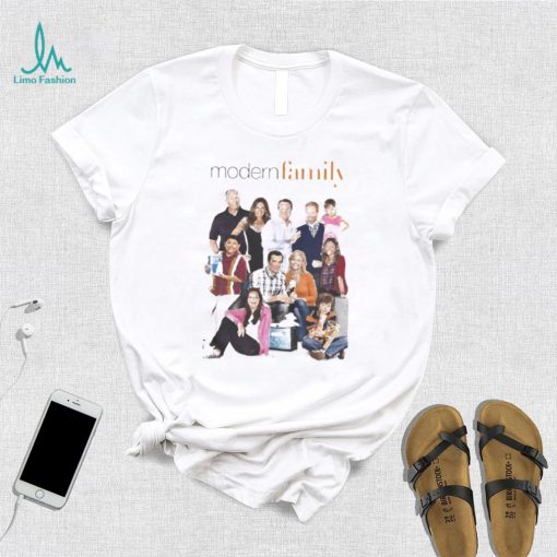 New Design Modern Family All Cast shirt