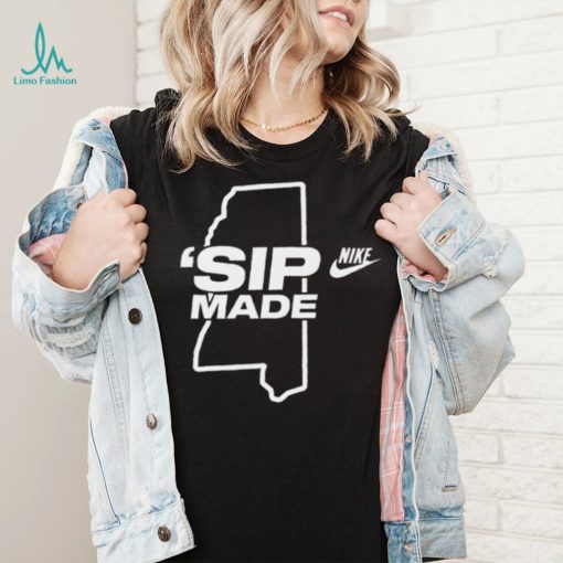 Nike ‘Sip Made State logo shirt