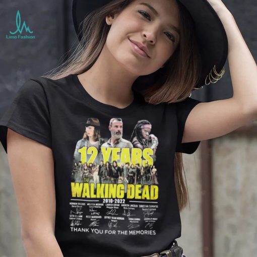 Official The Walking Dead 12 Years 2010 2022 Signatures Thank You For The Memories Shirt