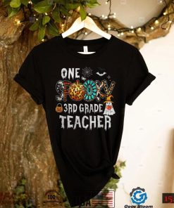One Spooky 3rd Third Grade Teacher Witch Pumpkin Halloween T Shirt2