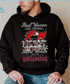 Original real women love football smart women love the Tampa Bay Buccaneers signatures 2022 shirt