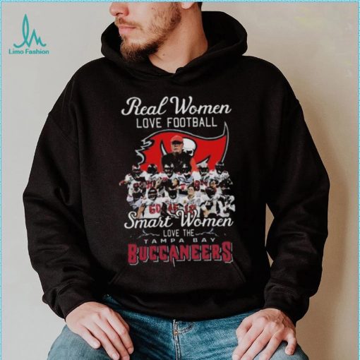 Original real women love football smart women love the Tampa Bay Buccaneers signatures 2022 shirt