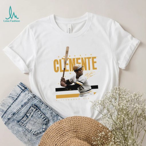 Roberto Clemente Pittsburgh Pirates signature Legend shirt