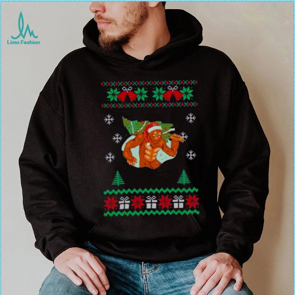Santa Bigfoot Tree Christmas 2022 shirt Santa Bigfoot Tree Christmas 2022 shirt