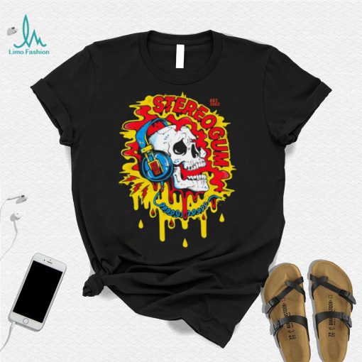Skull with headphones art shirt
