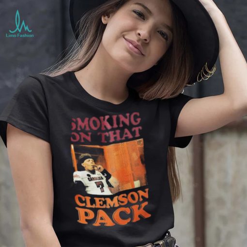 South Carolina Smoking on that Clemson Pack 2022 Shirt