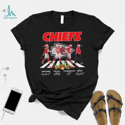 The Chiefs Christmas Patrick Mahomes Travis Kelce Clyde Edwards Helaire And Andy Reid Abbey Road Signatures Shirt