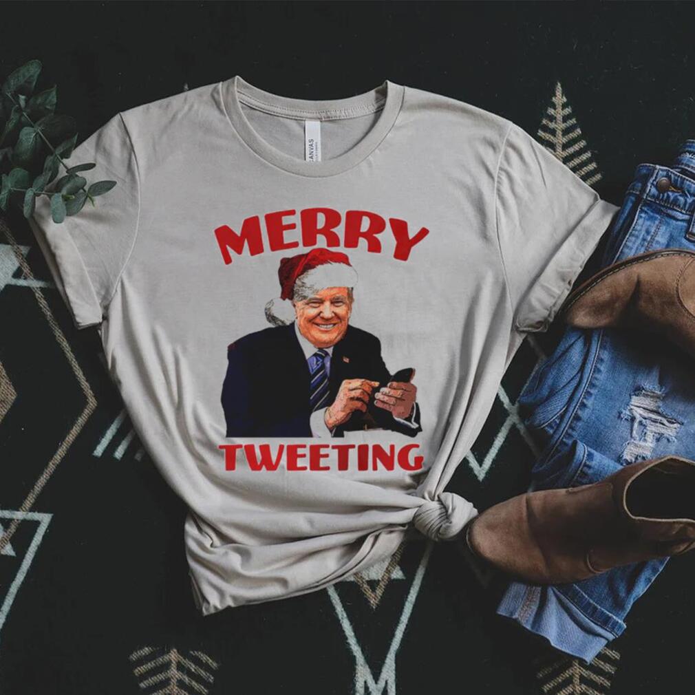Trump Merry tweeting Christmas T Shirt Trump Merry tweeting Christmas T Shirt
