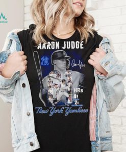 Aaron Judge 61 HRs New York Yankees Signature 2022 Mens Shirt