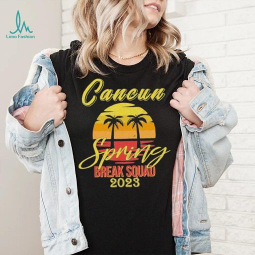 Awesome cancun Mexico Souvenir Spring 2023 Break Summer Vacation With Beach and Coconut tree shirt