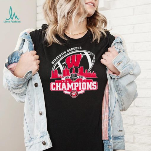 Champion Wisconsin Badgers Logo Las Vegas Bowl City 2022 Shirt