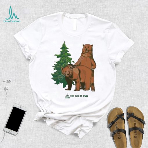 Donny wearing the great pnw woodsy shirt