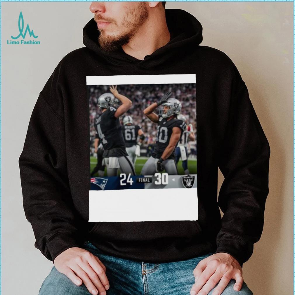 Las Vegas Raiders 30 24 Patriots NFL 2022 matchup final score shirt Las Vegas Raiders 30 24 Patriots NFL 2022 matchup final score shirt