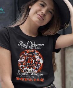 Real women love baseball smart women love the Cincinnati Bengals signatures 2022 shirt