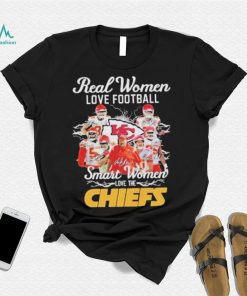 Real women love football smart women love the Chiefs with signatures 2022 lightning shirt