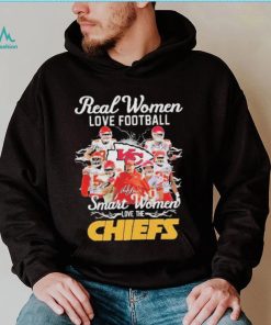 Real women love football smart women love the Chiefs with signatures 2022 lightning shirt