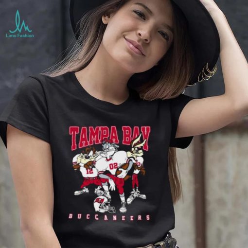 Tampa Bay Buccaneers Bugs Bunny And Taz Player T Shirt