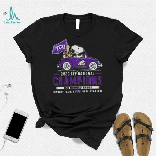 Tcu horned frogs snoopy and Woodstock driving car 2023 cfp national champions shirt