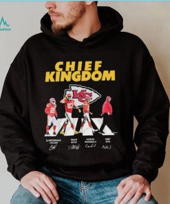 Chiefs Kingdom Clyde Edwards helaire Travis Kelce Patrick Mahomes And Andy Reid Abbey Road Signatures Shirt