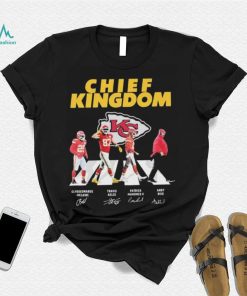 Chiefs Kingdom Clyde Edwards helaire Travis Kelce Patrick Mahomes And Andy Reid Abbey Road Signatures Shirt
