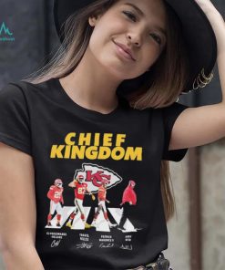 Chiefs Kingdom Clyde Edwards helaire Travis Kelce Patrick Mahomes And Andy Reid Abbey Road Signatures Shirt