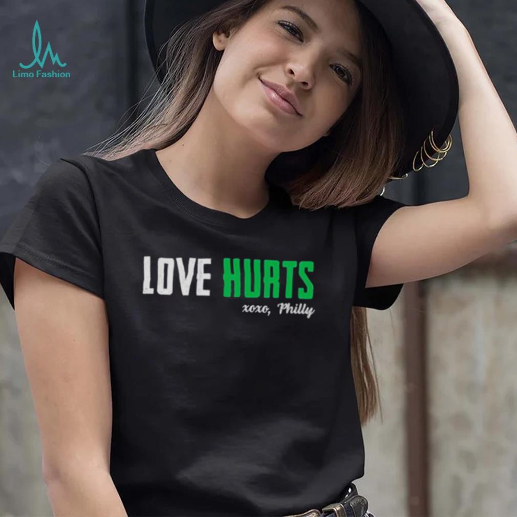 Philadelphia Eagles Love Hurts Xoxo Philly shirt